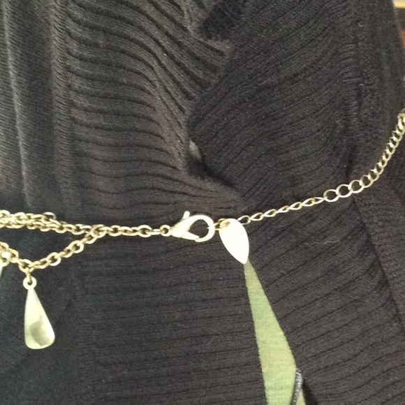 Coldwater Creek tiered necklace in silver - Picture 3 of 4